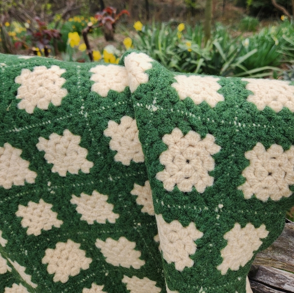 Vintage Handmade Wool Granny Square Crochet Throw Blanket - Picture 2 of 3